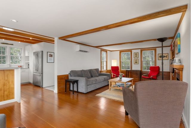 9 Benson Rd, Truro, MA 02666