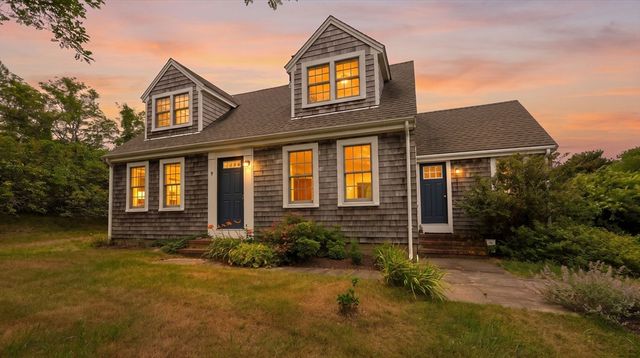 9 Benson Rd, Truro, MA 02666