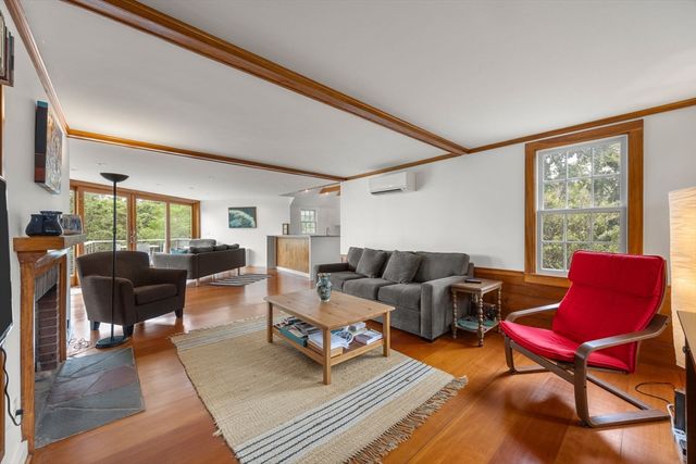 9 Benson Rd, Truro, MA 02666