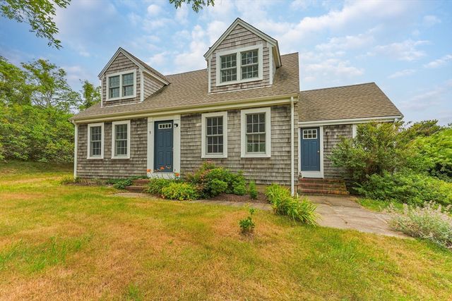 9 Benson Rd, Truro, MA 02666