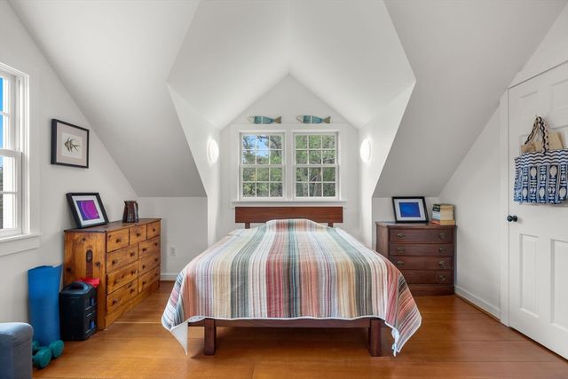 9 Benson Rd, Truro, MA 02666