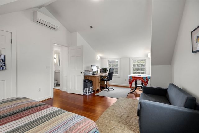 9 Benson Rd, Truro, MA 02666