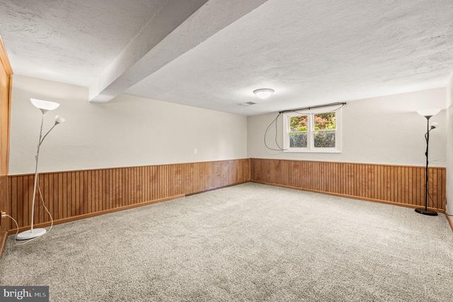 48 GREENTREE LN, Malvern, PA 19355