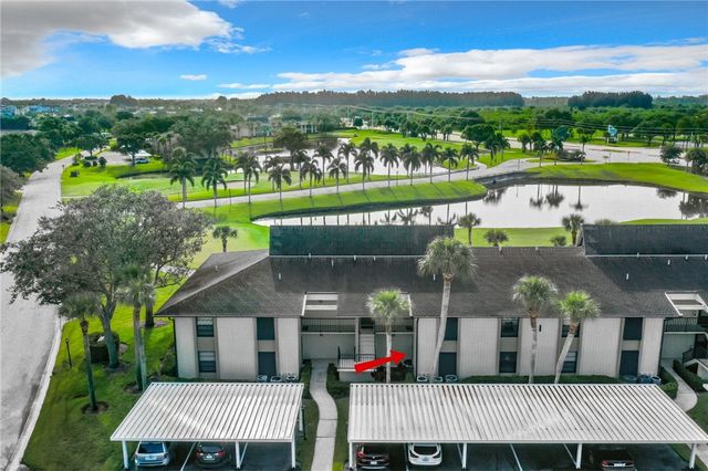 1 Plantation Drive 103, Vero Beach, FL 32966