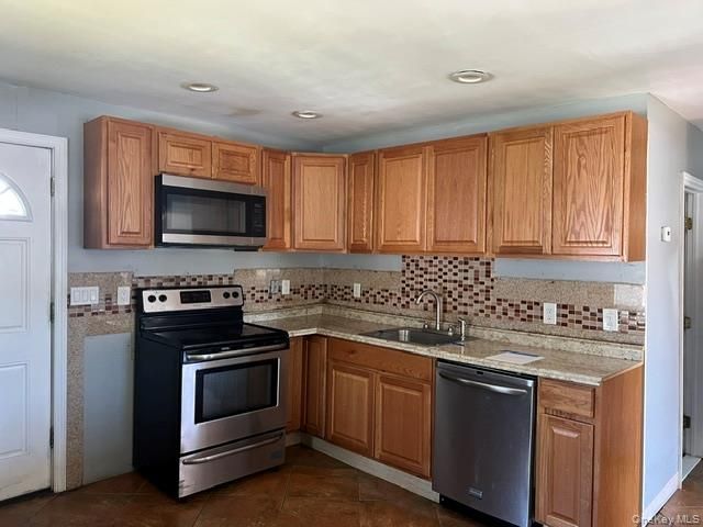 216 Manhattan Avenue, Roosevelt, NY 11575