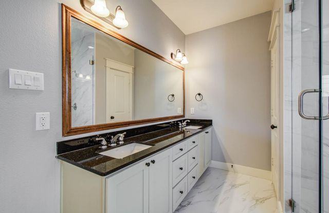 517 Fowler Street, Houston, TX 77007