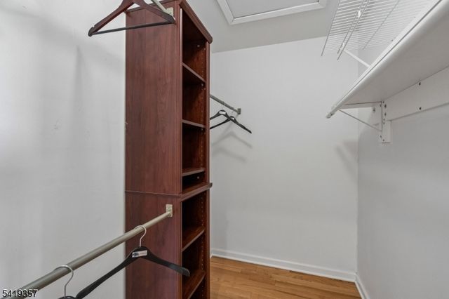 163 Dezenzo Ln, West Orange Twp., NJ 07052