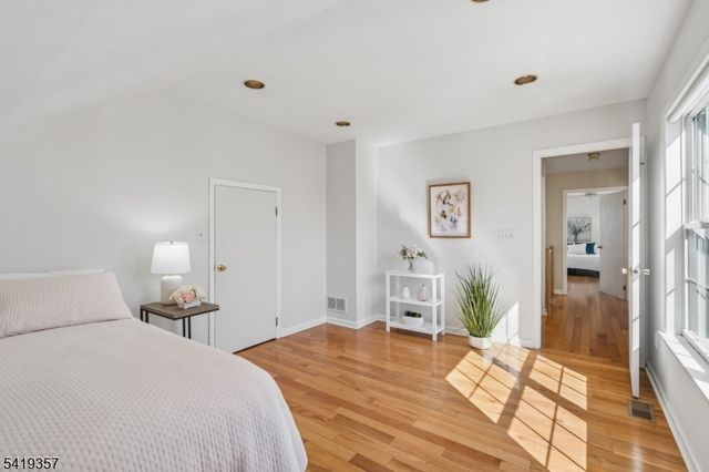 163 Dezenzo Ln, West Orange Twp., NJ 07052