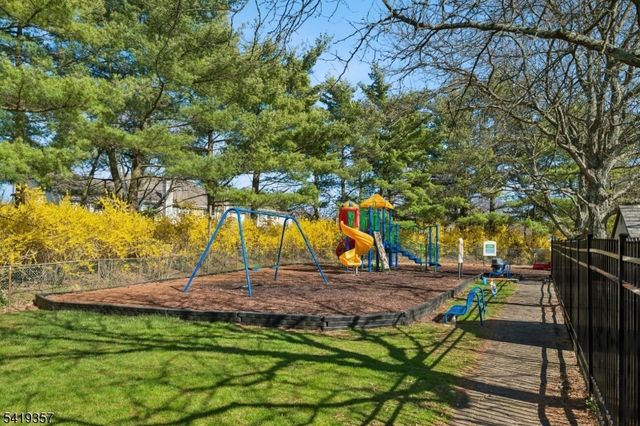 163 Dezenzo Ln, West Orange Twp., NJ 07052