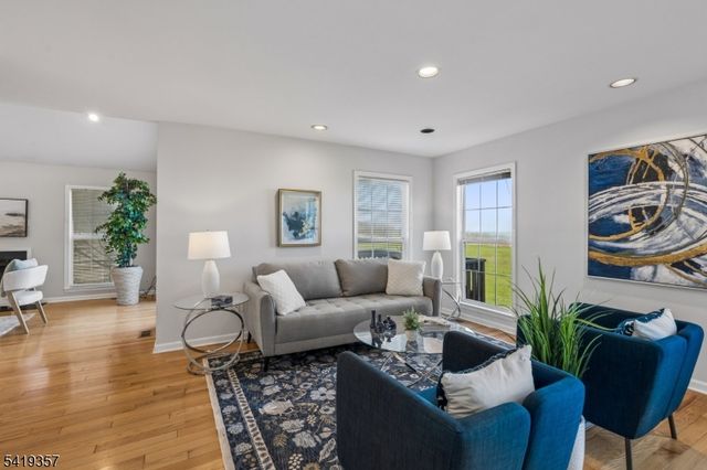 163 Dezenzo Ln, West Orange Twp., NJ 07052
