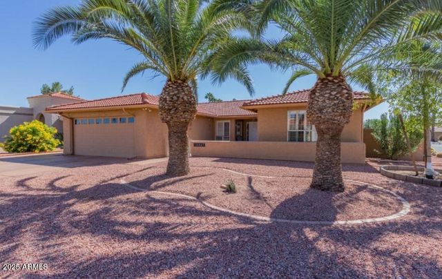 10401 E TWILIGHT Drive, Sun Lakes, AZ 85248