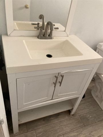 1025 NW 5th Ave 1, Fort Lauderdale, FL 33311