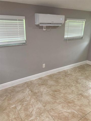 1025 NW 5th Ave 1, Fort Lauderdale, FL 33311