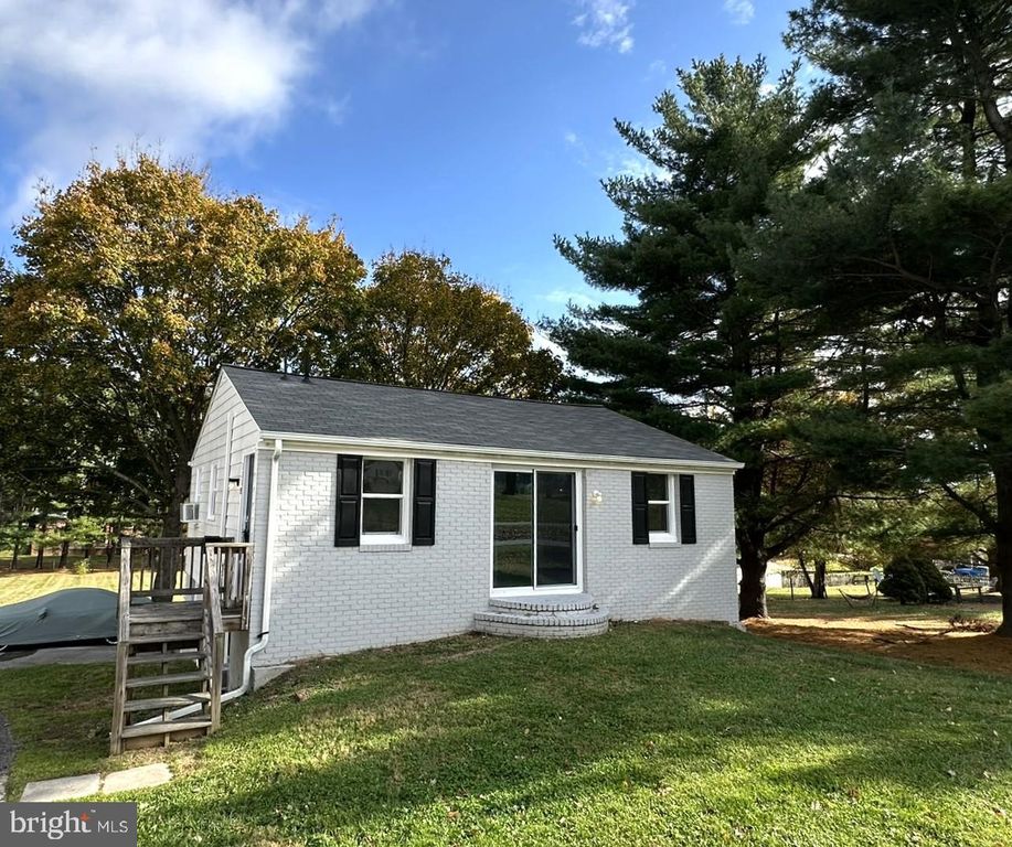 1116 JIMDOT 1118 DR, Westminster, MD 21157