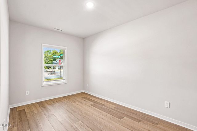 2409 Rosewood Bluff Drive, Zebulon, NC 27597