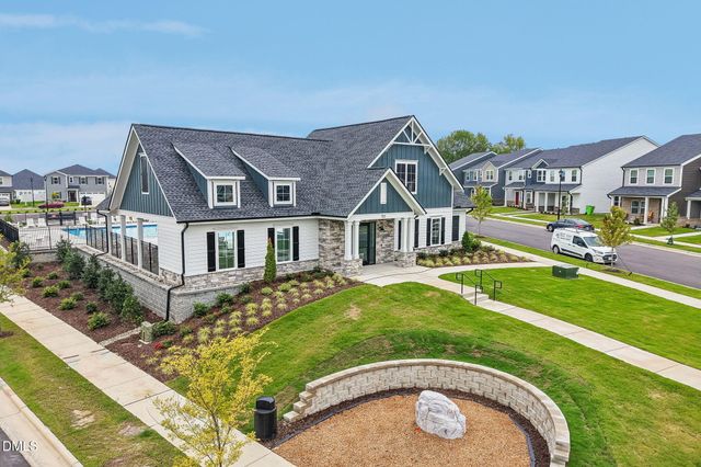 2409 Rosewood Bluff Drive, Zebulon, NC 27597