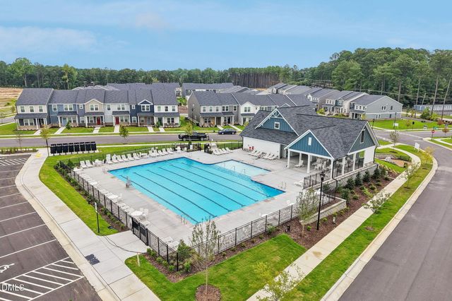 2409 Rosewood Bluff Drive, Zebulon, NC 27597