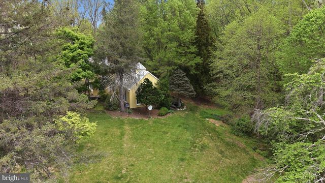 2674 FIVE POINTS RD, Marshall, VA 20115
