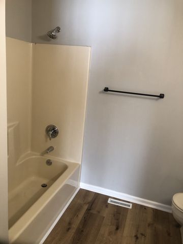 524 Autumndale Dr, Gallatin, TN 37066