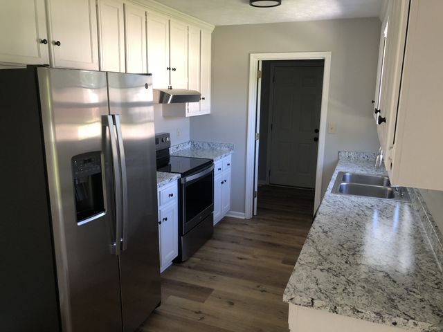 524 Autumndale Dr, Gallatin, TN 37066