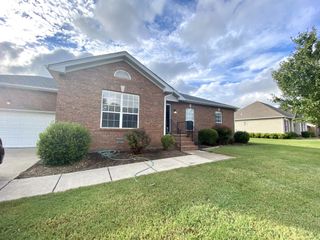 524 Autumndale Dr, Gallatin, TN 37066