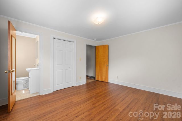 4370 Dynasty Lane, Hudson, NC 28638