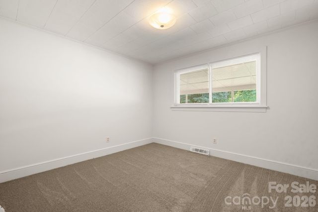 4370 Dynasty Lane, Hudson, NC 28638