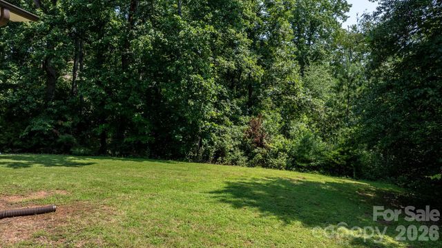 4370 Dynasty Lane, Hudson, NC 28638