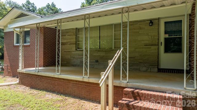 4370 Dynasty Lane, Hudson, NC 28638