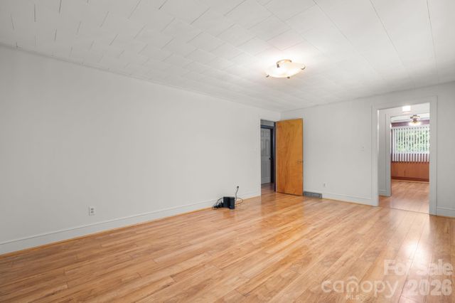 4370 Dynasty Lane, Hudson, NC 28638