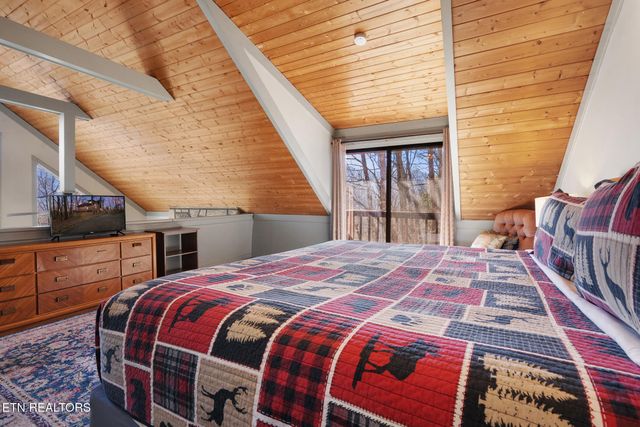 4112 Hillcrest Road, Sevierville, TN 37862