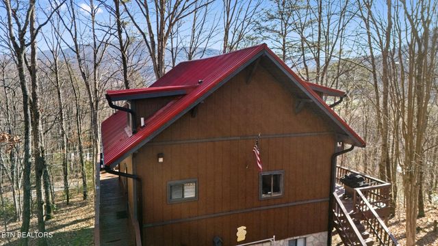 4112 Hillcrest Road, Sevierville, TN 37862