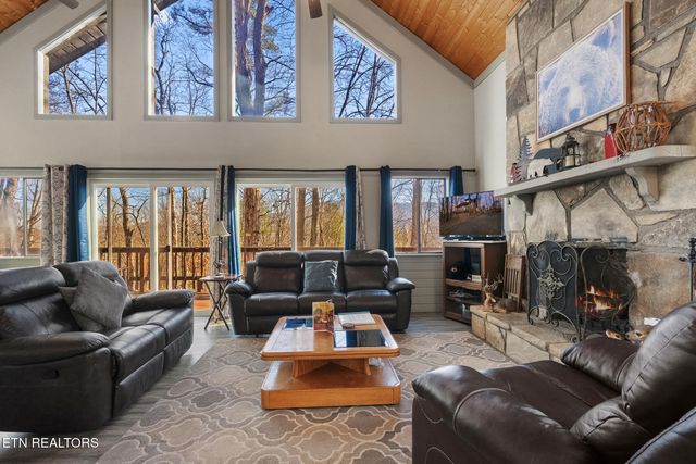 4112 Hillcrest Road, Sevierville, TN 37862