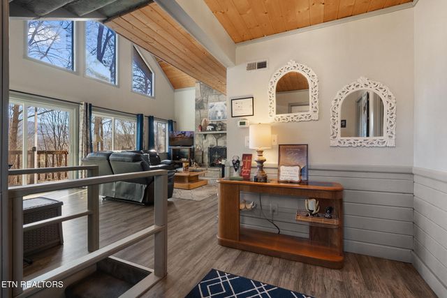 4112 Hillcrest Road, Sevierville, TN 37862