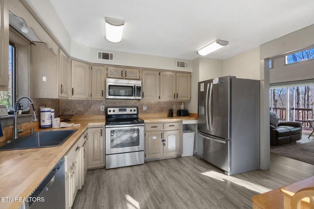 4112 Hillcrest Road, Sevierville, TN 37862