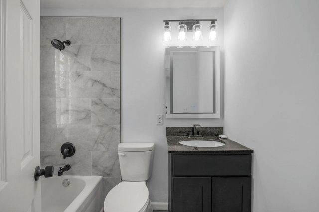 1912 15th Avenue N, Minneapolis, MN 55411