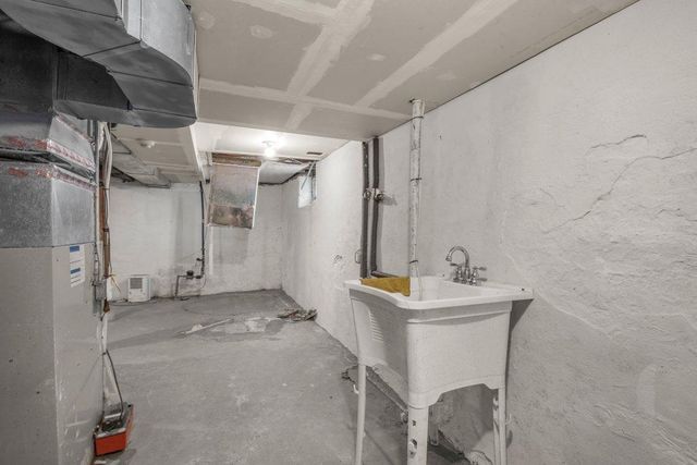 1912 15th Avenue N, Minneapolis, MN 55411