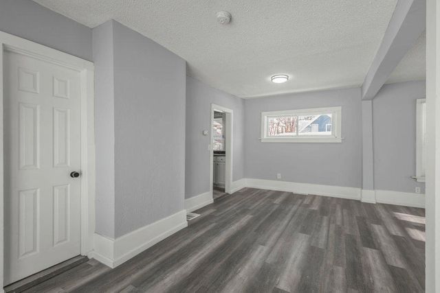 1912 15th Avenue N, Minneapolis, MN 55411