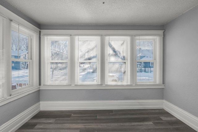 1912 15th Avenue N, Minneapolis, MN 55411