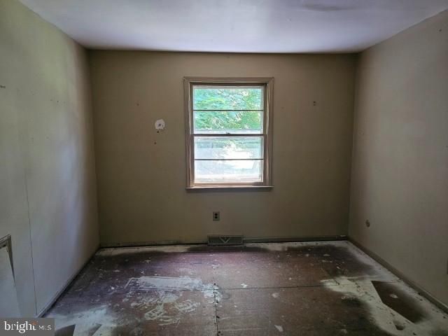 1229 WOODBROOK LN, Warminster, PA 18974