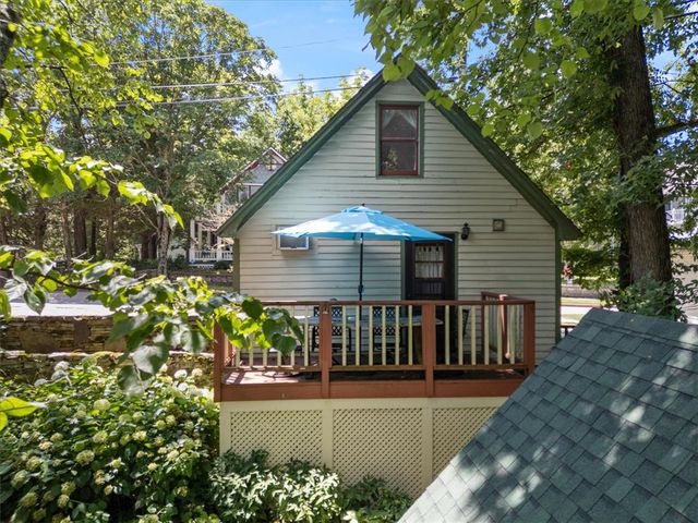 5 Summit Street, Eureka Springs, AR 72632