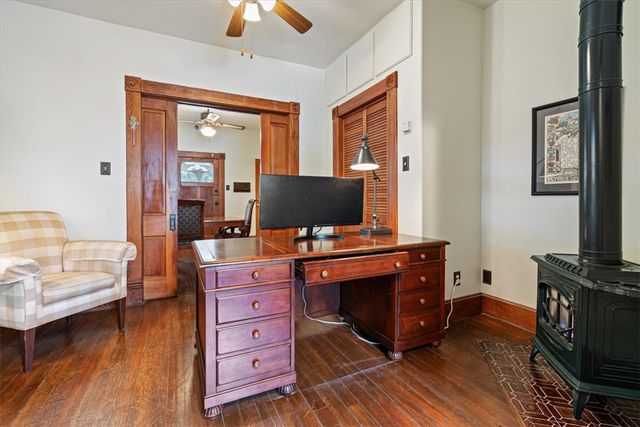 5 Summit Street, Eureka Springs, AR 72632