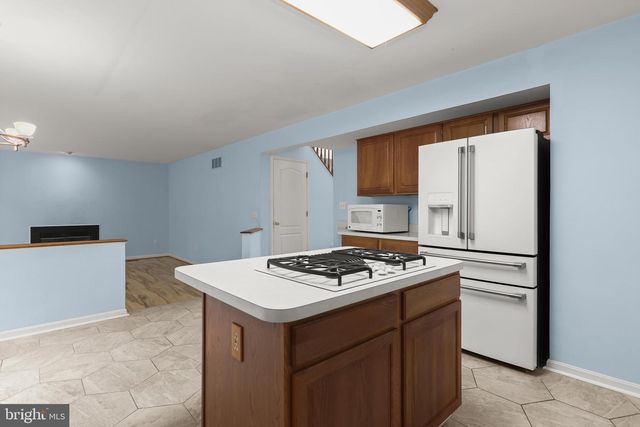 1003 SUMMER SWEET LN, Mount Airy, MD 21771