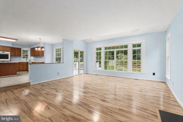 1003 SUMMER SWEET LN, Mount Airy, MD 21771