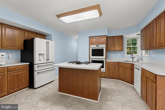 1003 SUMMER SWEET LN, Mount Airy, MD 21771