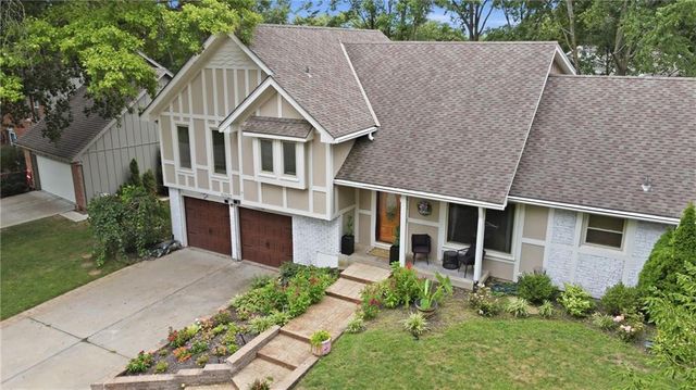 12823 W 82nd Street, Lenexa, KS 66215