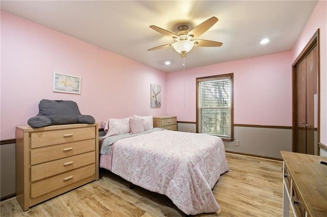 12823 W 82nd Street, Lenexa, KS 66215