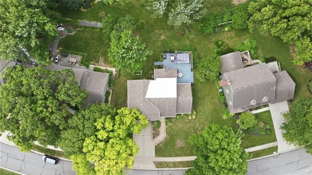 12823 W 82nd Street, Lenexa, KS 66215