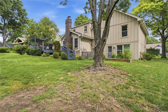 12823 W 82nd Street, Lenexa, KS 66215