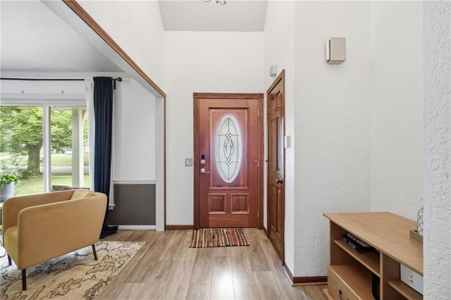 12823 W 82nd Street, Lenexa, KS 66215